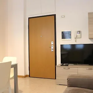  Appartamento Super Rogoredo Vacation - 4 People Italia