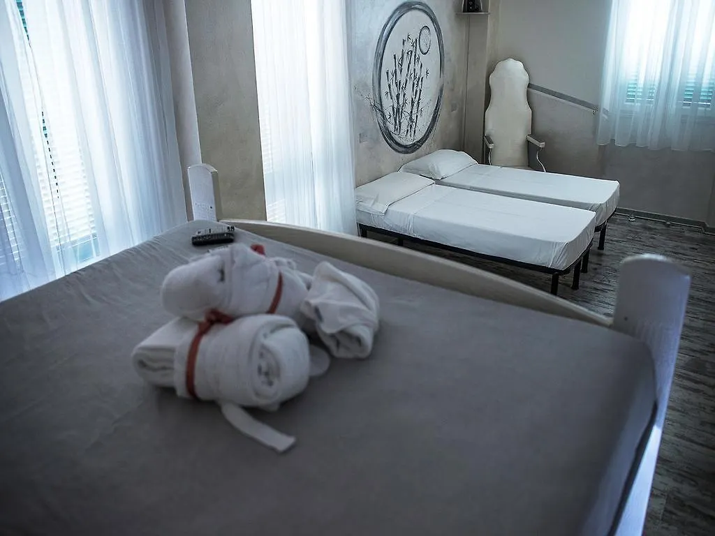 Hotel Butterfly Torre del Lago Puccini Italien